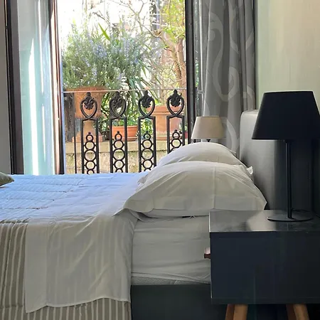 In - Corso Cavour 138