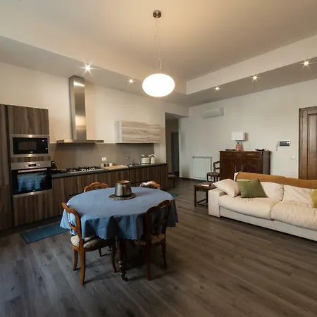 Apartment In - Corso Cavour 138 *